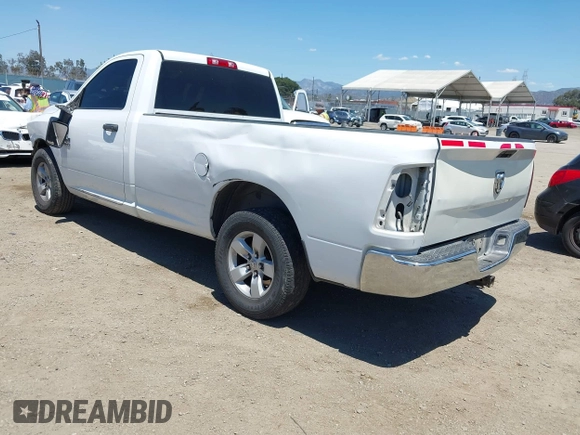 2017 Ram 1500 Tradesman z VIN 3C6JR6DT8HG542110, wystawiony jako IAAI lot #42201128 z przebiegiem 141 860 mil mil oraz . Historia ofert i sprzedaży dostępna na DreamBid. Obrazek 3.
