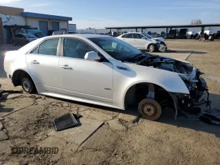 2010 Cadillac CTS-V z VIN 1G6DV5EP2A0146667, wystawiony jako Copart lot #84539634 z przebiegiem Nie podano mil oraz Nie do naprawy • Non repairable. Historia ofert i sprzedaży dostępna na DreamBid. Obrazek 4.
