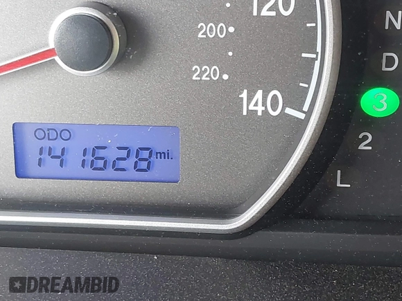 2009 Hyundai Elantra SE z VIN KMHDU46D99U597299, wystawiony jako IAAI lot #42395907 z przebiegiem 141 628 mil mil oraz . Historia ofert i sprzedaży dostępna na DreamBid. Obrazek 16.