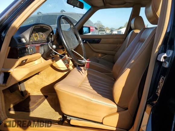 1986 Mercedes-Benz 560 with VIN WDBCA39DXGA233159, listed as a Copart auction lot 78498894 with 96,308 mi miles and Salvage Title. Bid and sale history available at DreamBid. Image 7.
