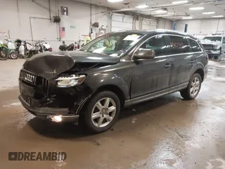 2010 Audi Q7 3.6L Premium Plus with VIN WA1LYAFE4AD001607, listed as a IAAI auction lot 41587352 with 170,180 mi miles. Bid and sale history available at carsss.com. Image 2.