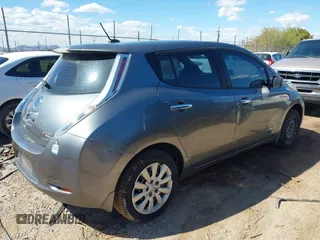 2015 Nissan LEAF SV with VIN 1N4AZ0CP2FC314782, listed as a IAAI auction lot 41786599 with 84,583 mi miles and . Bid and sale history available at DreamBid. Image 4.