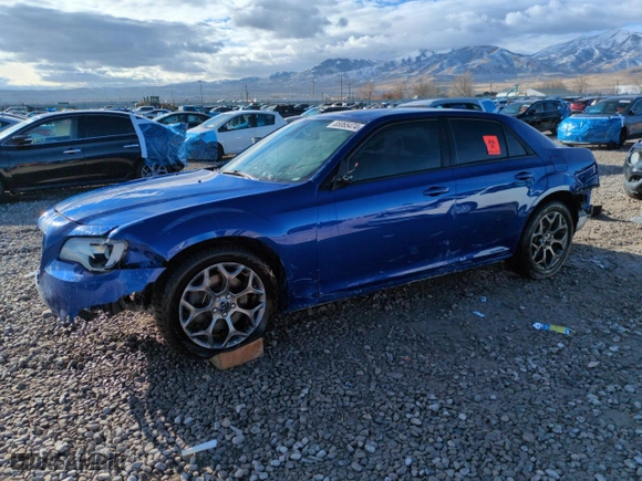 2018 Chrysler 300 with VIN 2C3CCAGG9JH267569, listed as a Copart auction lot 85065474 with 70,057 mi miles and Salvage Title. Bid and sale history available at carsss.com. Image 1.