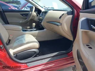 2015 Nissan Altima 2.5 with VIN 1N4AL3AP5FC434582, listed as a IAAI auction lot 42023732 with 180,576 mi miles. Bid and sale history available at carsss.com. Image 5.