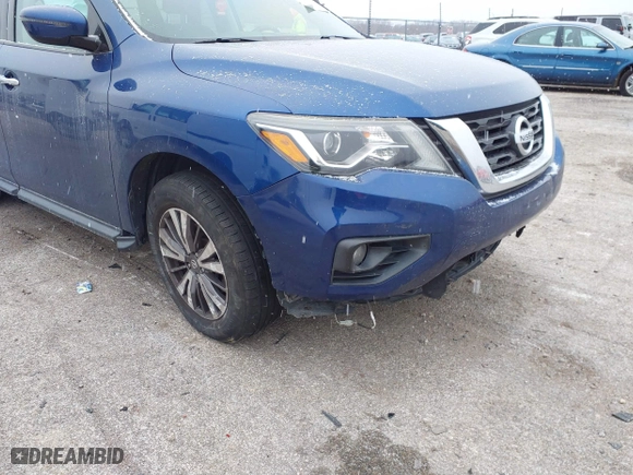 2017 Nissan Pathfinder SV with VIN 5N1DR2MN4HC671184, listed as a IAAI auction lot 41081695 with 86,463 mi miles. Bid and sale history available at carsss.com. Image 18.