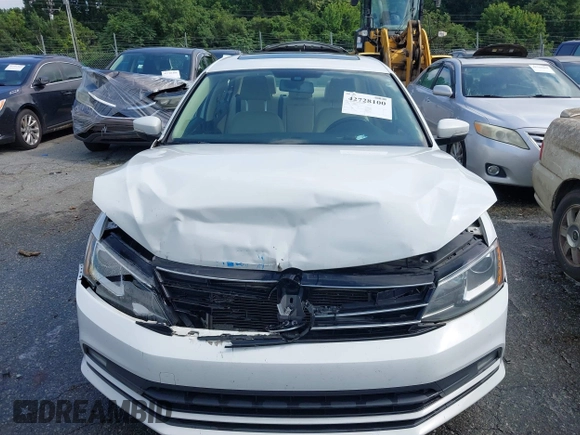 2016 Volkswagen Jetta SEL z VIN 3VWL07AJ0GM376263, wystawiony jako IAAI lot #42728100 z przebiegiem 213 315 mil mil oraz . Historia ofert i sprzedaży dostępna na DreamBid. Obrazek 12.