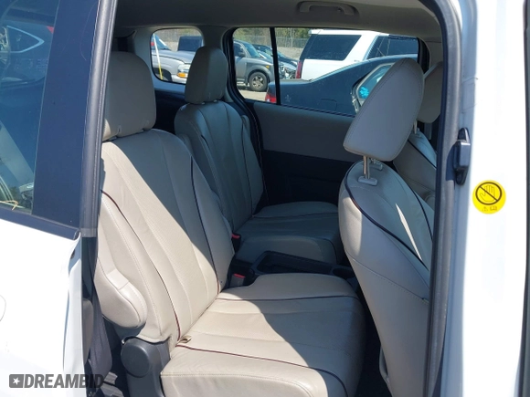 2013 Mazda Mazda5 Grand Touring with VIN JM1CW2DL7D0157980, listed as a IAAI auction lot 42114014 with 201,562 mi miles. Bid and sale history available at carsss.com. Image 8.