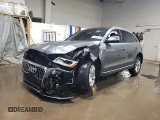 2015 Audi Q5 Premium Plus with VIN WA1LFAFP7FA088984, listed as a Copart auction lot 47016135 with 92,196 mi miles and Salvage Title. Bid and sale history available at carsss.com. Image 1.