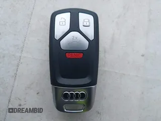 2025 Audi Q5 Premium with VIN WA1ABAFY9S2045618, listed as a IAAI auction lot 42279469 with 3,024 mi miles and . Bid and sale history available at DreamBid. Image 11.