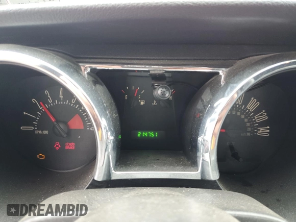 2008 Ford Mustang GT Deluxe z VIN 1ZVHT85HX85156503, wystawiony jako Copart lot #57903735 z przebiegiem 214 751 mil mil oraz Szkody całkowita. Historia ofert i sprzedaży dostępna na DreamBid. Obrazek 9.