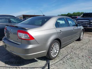 2008 Mercury Milan Premier with VIN 3MEHM08Z78R643515, listed as a IAAI auction lot 42283063 with 302,852 mi miles and . Bid and sale history available at DreamBid. Image 4.