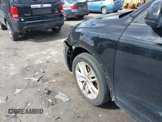 2017 Audi Q3 Premium z VIN WA1ECCFS4HR009874, wystawiony jako IAAI lot #41983904 z przebiegiem 74 785 mil mil oraz . Historia ofert i sprzedaży dostępna na DreamBid. Obrazek 6.