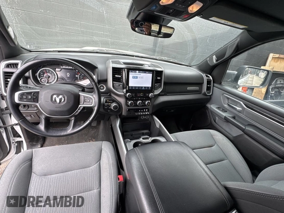 2022 Ram 1500 Big Horn with VIN 1C6SRFFT4NN464963, listed as a Copart auction lot 51288425 with 30,517 mi miles and Non repairable. Bid and sale history available at DreamBid. Image 9.