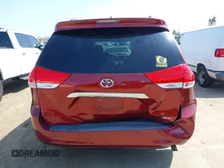 2012 Toyota Sienna XLE AAS with VIN 5TDYK3DC4CS193516, listed as a IAAI auction lot 42188284 with 239,034 mi miles. Bid and sale history available at carsss.com. Image 16.