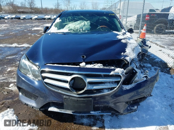 2014 Mercedes-Benz E 550 Sport with VIN WDDHF9BB5EA923294, listed as a IAAI auction lot 41588318 with 141,510 mi miles and . Bid and sale history available at DreamBid. Image 13.