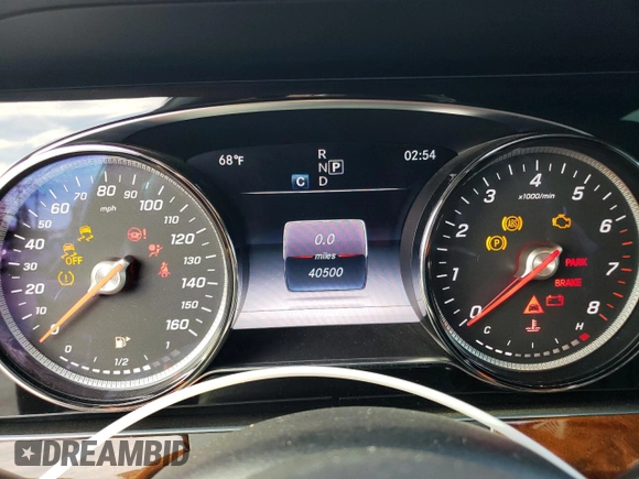 2019 Mercedes-Benz E-Class E 300 with VIN WDDZF4JB8KA642319, listed as a Copart auction lot 71752612 with 40,500 mi miles. Bid and sale history available at carsss.com. Image 9.