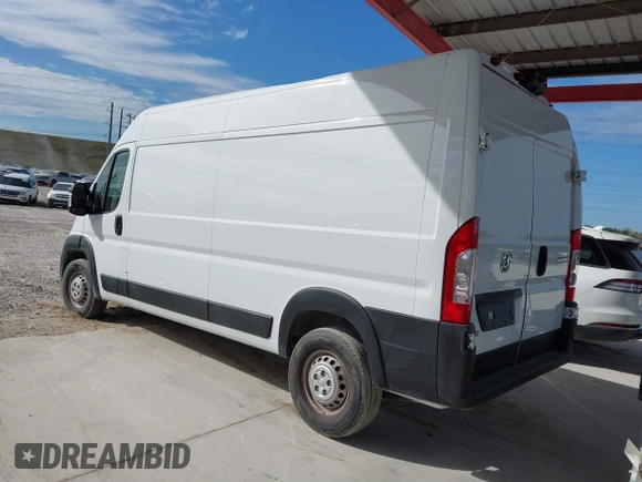 2024 Ram ProMaster Cargo Tradesman with VIN 3C6LRVDG8RE133415, listed as a IAAI auction lot 41345776 with 12,574 mi miles and . Bid and sale history available at DreamBid. Image 3.