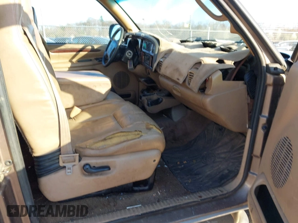 2000 Dodge 1500 with VIN 3B7HF13Z3YG150676, listed as a IAAI auction lot 41951461 with 184,061 mi miles and . Bid and sale history available at DreamBid. Image 5.