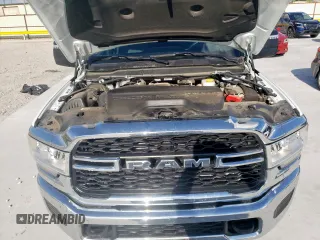 2024 Ram 2500 Tradesman with VIN 3C6UR5HL7RG282673, listed as a Copart auction lot 62127715 with 3,338 mi miles and Salvage title. Bid and sale history available at DreamBid. Image 11.