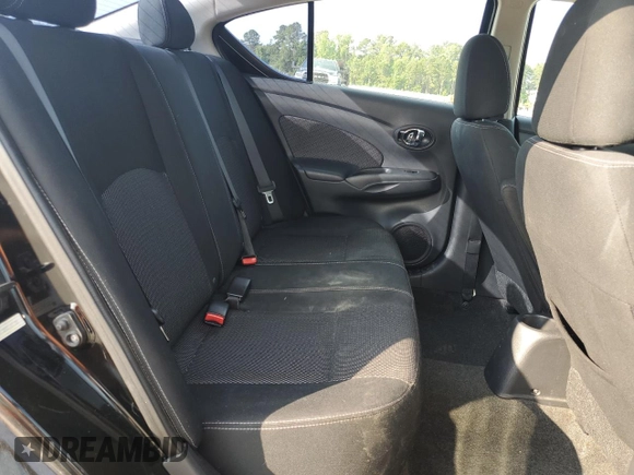 2015 Nissan Versa SV z VIN 3N1CN7AP5FL891369, wystawiony jako Copart lot #59352585 z przebiegiem 59 951 mil mil oraz Szkoda całkowita • Salvage title. Historia ofert i sprzedaży dostępna na DreamBid. Obrazek 10.