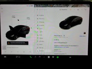2021 Tesla Model 3 Standard Range Plus z VIN 5YJ3E1EA4MF943036, wystawiony jako Copart lot #54008355 z przebiegiem 62 981 mil mil oraz Szkoda całkowita • Salvage title. Historia ofert i sprzedaży dostępna na DreamBid. Obrazek 9.