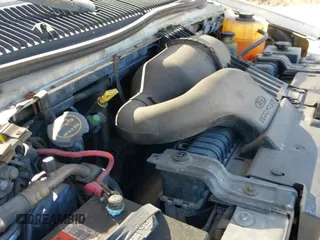 2002 Ford Econoline Cargo с VIN 1FTRE14W82HA72355, выставлен на аукционе IAAI как лот 41751502 с пробегом 52 173 миль миль и . История ставок и продаж доступна на DreamBid. Изображение 19.