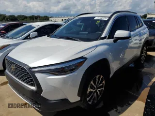 2022 Toyota Corolla Cross XLE with VIN 7MUDAAAG1NV023474, listed as a Copart auction lot 73162374 with 29,235 mi miles and Salvage title. Bid and sale history available at DreamBid. Image 1.