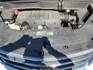 2017 Chevrolet Traverse LT with VIN 1GNKRGKD8HJ123761, listed as a Copart auction lot 49299165 with 321,537 mi miles and Salvage Title. Bid and sale history available at DreamBid. Image 14.