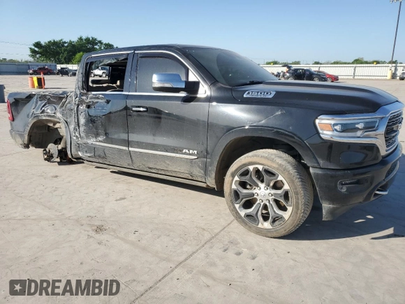 2019 Ram 1500 Limited z VIN 1C6SRFHT9KN787964, wystawiony jako Copart lot #52957905 z przebiegiem 129 997 mil mil oraz Szkoda całkowita • Salvage title. Historia ofert i sprzedaży dostępna na DreamBid. Obrazek 4.