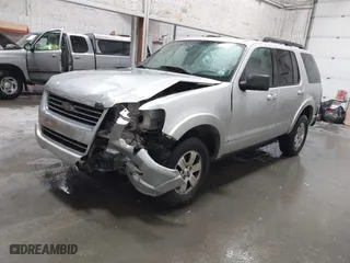 2009 Ford Explorer XLT with VIN 1FMEU73E49UA15564, listed as a IAAI auction lot 41299587 with 192956 miles. Bid and sale history available at carsss.com. Image 17.