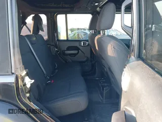 2018 Jeep Wrangler Unlimited Sport S z VIN 1C4HJXDG9JW169478, wystawiony jako IAAI lot #40387425 z przebiegiem 59 287 mil mil oraz . Historia ofert i sprzedaży dostępna na DreamBid. Obrazek 8.