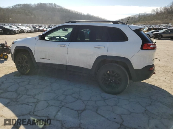2016 Jeep Cherokee Trailhawk с VIN 1C4PJMBB2GW176413, выставлен на аукционе Copart как лот 48121595 с пробегом 120 715 миль миль и Списание • Salvage title. История ставок и продаж доступна на DreamBid. Изображение 2.