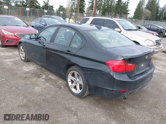 2013 BMW 3 Series 328i with VIN WBA3C1C53DF442532, listed as a IAAI auction lot 41945247 with 92,065 mi miles. Bid and sale history available at carsss.com. Image 3.