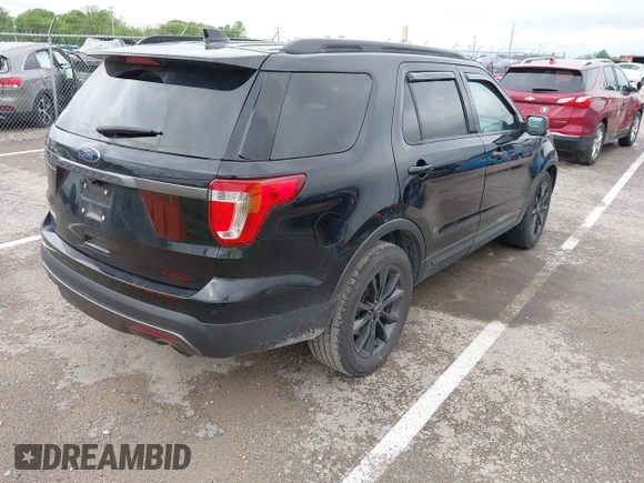 2017 Ford Explorer XLT с VIN 1FM5K7D86HGB39279, выставлен на аукционе IAAI как лот 42145739 с пробегом 155 098 миль миль и . История ставок и продаж доступна на DreamBid. Изображение 4.