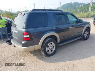 2010 Ford Explorer Eddie Bauer z VIN 1FMEU7EE5AUA86919, wystawiony jako IAAI lot #42431979 z przebiegiem 137 403 mil mil oraz . Historia ofert i sprzedaży dostępna na DreamBid. Obrazek 4.