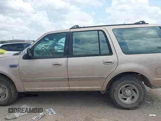 1997 Ford Expedition XLT with VIN 1FMEU1765VLB24163, listed as a IAAI auction lot 42303093 with 137,427 mi miles and . Bid and sale history available at DreamBid. Image 14.