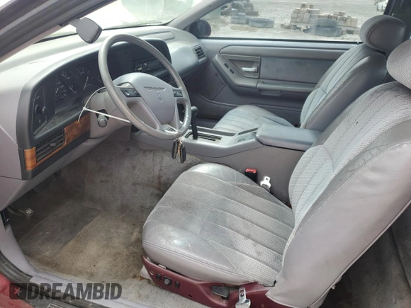 1993 Ford Thunderbird z VIN 1FAPP624XPH165181, wystawiony jako Copart lot #56587485 z przebiegiem 78 273 mil mil oraz Szkoda całkowita • Salvage title. Historia ofert i sprzedaży dostępna na DreamBid. Obrazek 7.