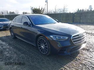 2021 Mercedes-Benz S 580 with VIN W1K6G7GB9MA055882, listed as a IAAI auction lot 41531233 with 39,682 mi miles and . Bid and sale history available at carsss.com. Image 1.