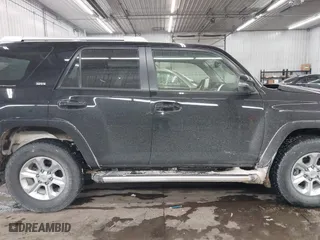 2017 Toyota 4Runner SR5 with VIN JTEBU5JR1H5454808, listed as a IAAI auction lot 41504426 with 88,435 mi miles. Bid and sale history available at carsss.com. Image 13.