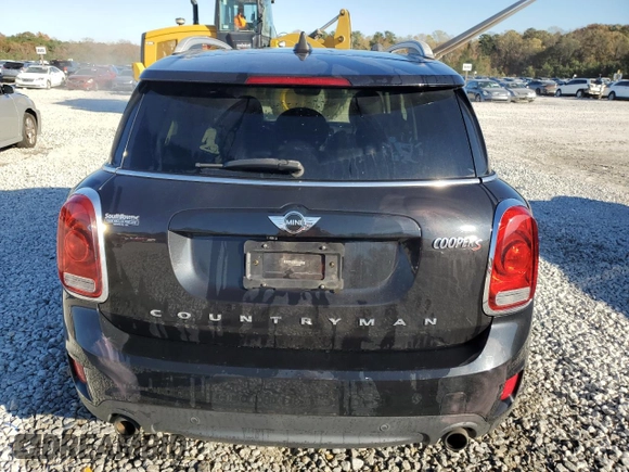 2017 MINI Countryman Cooper S with VIN WMZYT3C35H3D99048, listed as a Copart auction lot 81728614 with 89,144 mi miles and Salvage title. Bid and sale history available at DreamBid. Image 6.