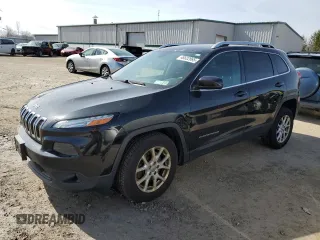 2015 Jeep Cherokee Latitude z VIN 1C4PJMCB0FW745370, wystawiony jako Copart lot #48822865 z przebiegiem 120 670 mil mil oraz Czysty tytuł • Clean title. Historia ofert i sprzedaży dostępna na DreamBid. Obrazek 1.