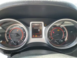 2013 Dodge Journey American Value with VIN 3C4PDCAB8DT566999, listed as a Copart auction lot 61361315 with 183,897 mi miles and Salvage title. Bid and sale history available at DreamBid. Image 9.