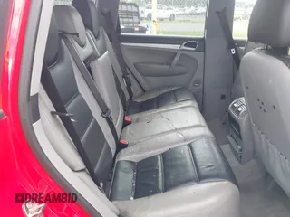 2006 Porsche Cayenne S z VIN WP1AB29P06LA69268, wystawiony jako IAAI lot #42279405 z przebiegiem Nie podano mil oraz . Historia ofert i sprzedaży dostępna na DreamBid. Obrazek 8.