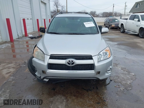 2010 Toyota RAV4 Ltd with VIN 2T3DK4DV0AW032453, listed as a IAAI auction lot 41646598 with 199,172 mi miles. Bid and sale history available at carsss.com. Image 12.