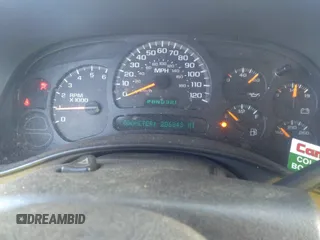 2003 Chevrolet Silverado 1500 LT with VIN 2GCEK19T631184548, listed as a IAAI auction lot 41942827 with 286,843 mi miles. Bid and sale history available at carsss.com. Image 7.