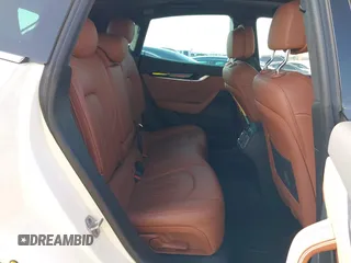 2023 Maserati Levante z VIN ZN661YUM6PX411566, wystawiony jako IAAI lot #41219590 z przebiegiem 24 613 mil mil oraz . Historia ofert i sprzedaży dostępna na DreamBid. Obrazek 8.