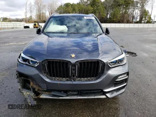 2019 BMW X5 xDrive40i with VIN 5UXCR6C52KLB12217, listed as a Copart auction lot 38102083 with 0 mi miles. Bid and sale history available at carsss.com. Image 5.