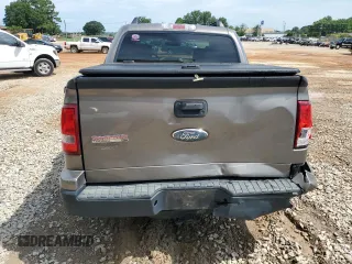 2007 Ford Explorer Sport Trac XLT z VIN 1FMEU31K37UA25095, wystawiony jako Copart lot #62453555 z przebiegiem 133 051 mil mil oraz Szkoda całkowita • Salvage title. Historia ofert i sprzedaży dostępna na DreamBid. Obrazek 6.