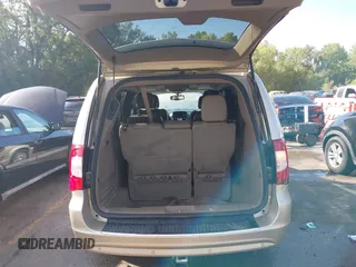 2015 Chrysler Town & Country Limited Platinum with VIN 2C4RC1GGXFR619209, listed as a IAAI auction lot 40366234 with 163,649 mi miles. Bid and sale history available at carsss.com. Image 12.