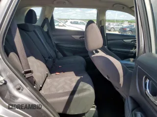 2016 Nissan Rogue SV z VIN KNMAT2MV4GP626083, wystawiony jako Copart lot #56671285 z przebiegiem 110 629 mil mil oraz Szkoda całkowita • Salvage title. Historia ofert i sprzedaży dostępna na DreamBid. Obrazek 11.
